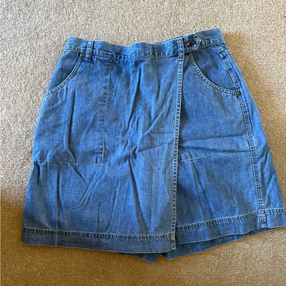 Liz Claiborne A-Line Denim Skirt in Blue